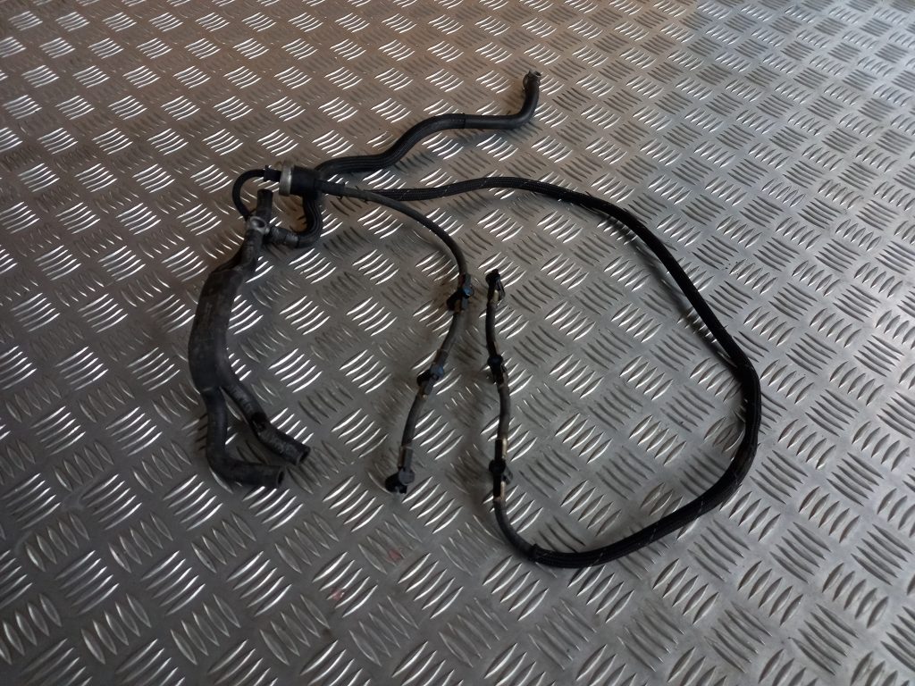 Degvielas atgriešanas caurule priekš VW TOUAREG 2007 1 Degvielas atgriešanas caurule priekš VW TOUAREG 2007