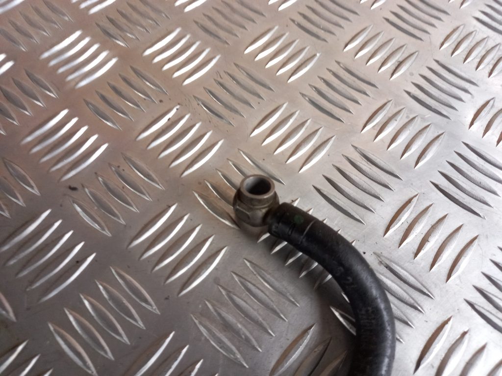 Degvielas atgriešanas caurule priekš VW TOUAREG 2007 4 Degvielas atgriešanas caurule priekš VW TOUAREG 2007