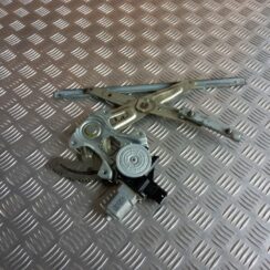 Stikla pacelšanas mehānisms aizmugurējais kreisais priekš MITSUBISHI ASX 2011