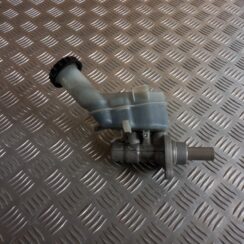 Bremžu pastiprinātāja galvenais cilindrs priekš MITSUBISHI ASX 2011