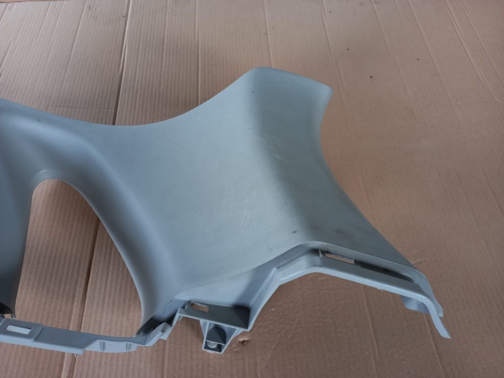 Bagažnieka nodalījuma statnes apdare priekš MITSUBISHI ASX 2011