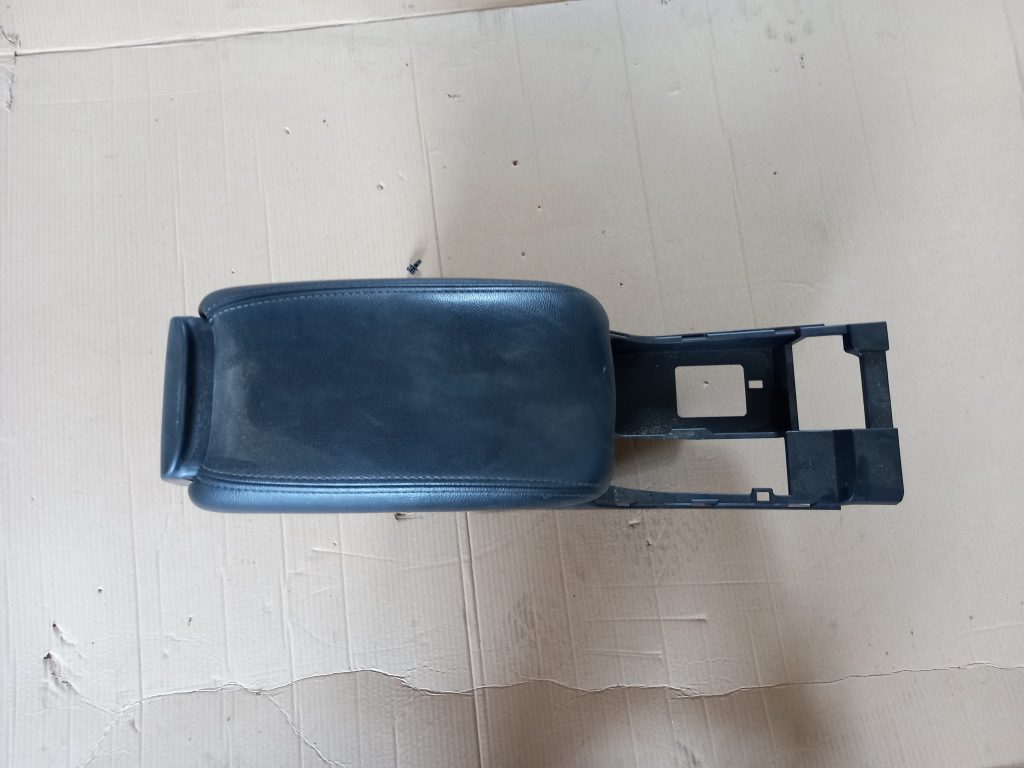 Centrālās konsoles apdares lielākā daļa priekš MITSUBISHI ASX 2011 4 Centrālās konsoles apdares lielākā daļa priekš MITSUBISHI ASX 2011