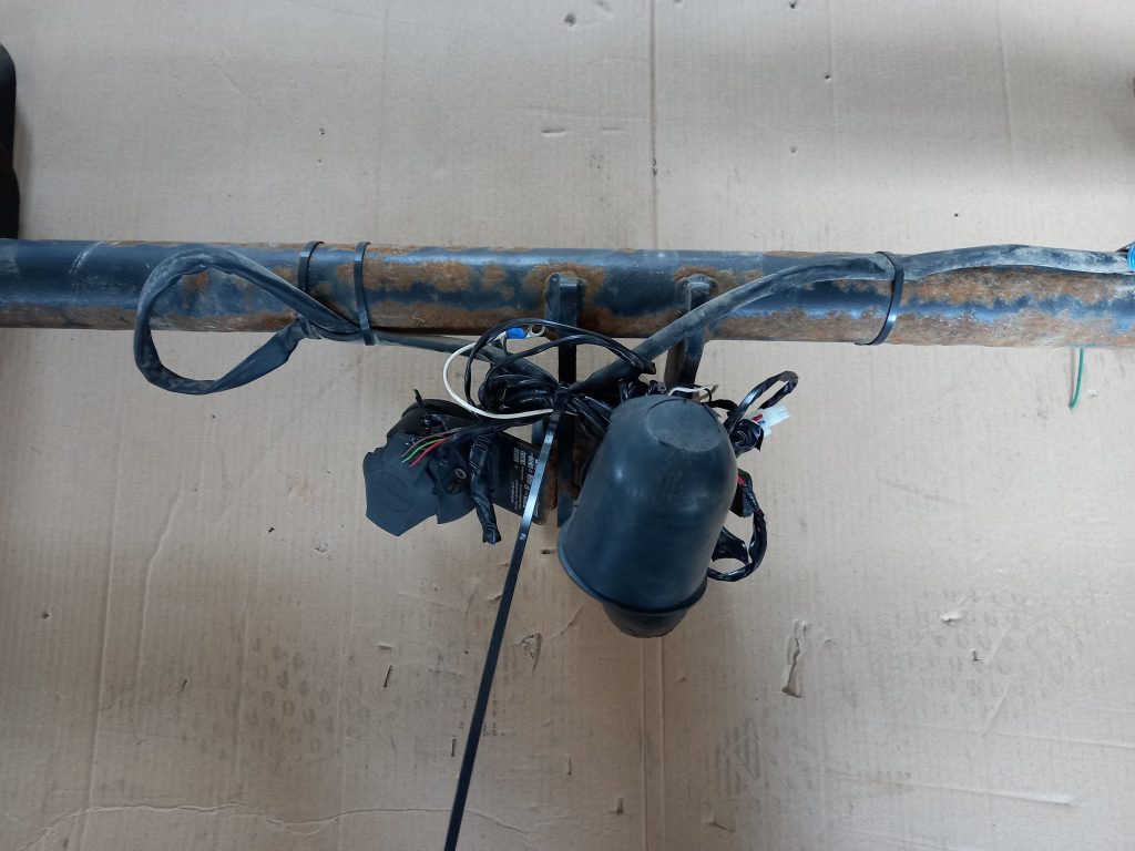 Sakabes ierīce (farkops) priekš MITSUBISHI ASX 2011 3 Sakabes ierīce (farkops) priekš MITSUBISHI ASX 2011