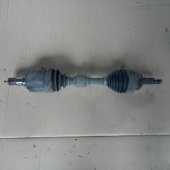 Pusass priekšējā kreisā priekš MITSUBISHI LANCER 2009