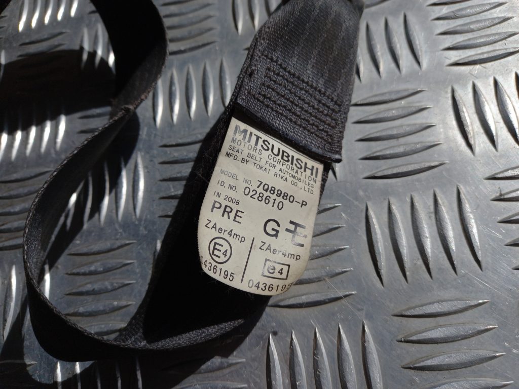 Priekšējā kreisā drošības josta priekš MITSUBISHI LANCER 2009