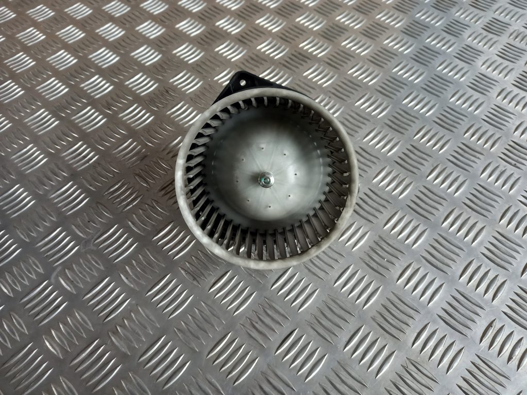 Salona ventilatora rezistors priekš MITSUBISHI LANCER 2009 1 Salona ventilatora rezistors priekš MITSUBISHI LANCER 2009