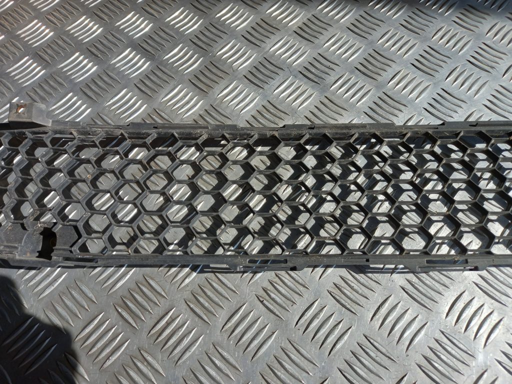 Bufera reste priekš MITSUBISHI LANCER 2009 3 Bufera reste priekš MITSUBISHI LANCER 2009