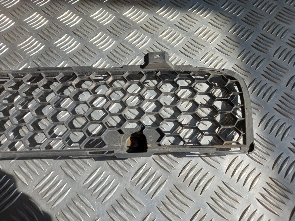 Bufera reste priekš MITSUBISHI LANCER 2009 4 Bufera reste priekš MITSUBISHI LANCER 2009