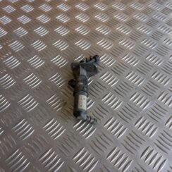 Lukturu mazgātāja sprausla priekš VW PASSAT CC 2009