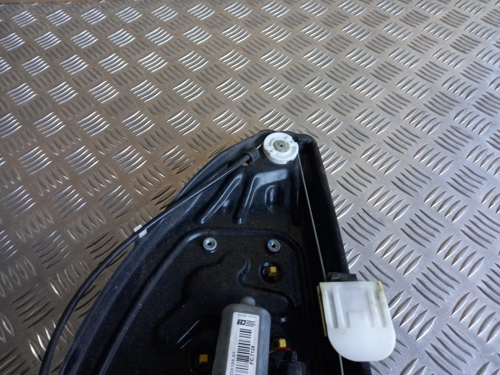 Stikla pacelšanas mehānisma panele priekš LAND ROVER FREELANDER 2007