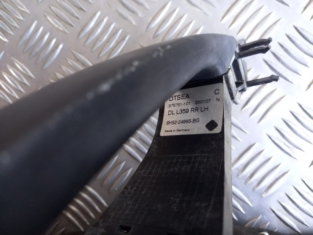 Aizmugurējais kreisais durvju rokturis priekš LAND ROVER FREELANDER 2007