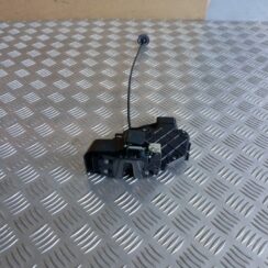 Aizmugurējo labo durvju slēdzene priekš LAND ROVER FREELANDER 2007