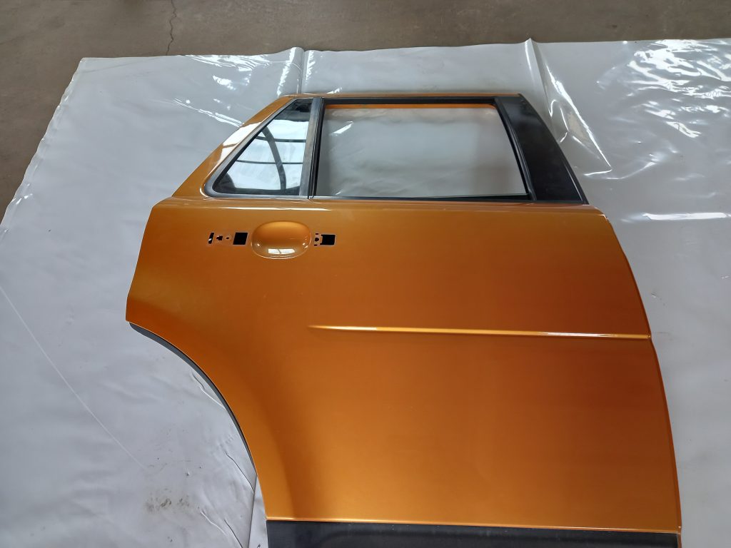 Aizmugurējās labās durvis priekš LAND ROVER FREELANDER 2007