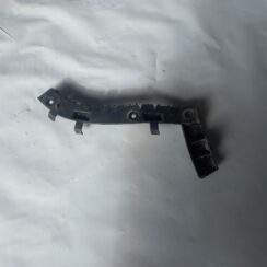 Aizmugurējā spārna un bufera stiprinājums priekš LAND ROVER FREELANDER 2007