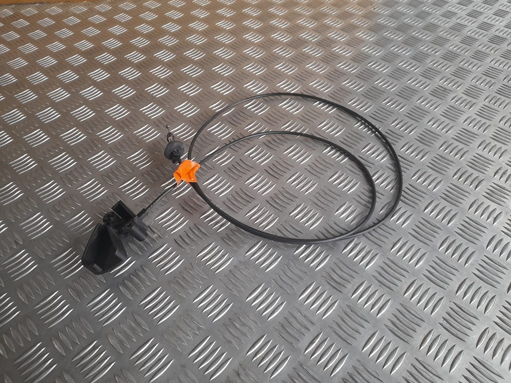 Pārsega atveršanas rokturis salonā priekš DODGE JOURNEY 2008 1 Pārsega atveršanas rokturis salonā priekš DODGE JOURNEY 2008