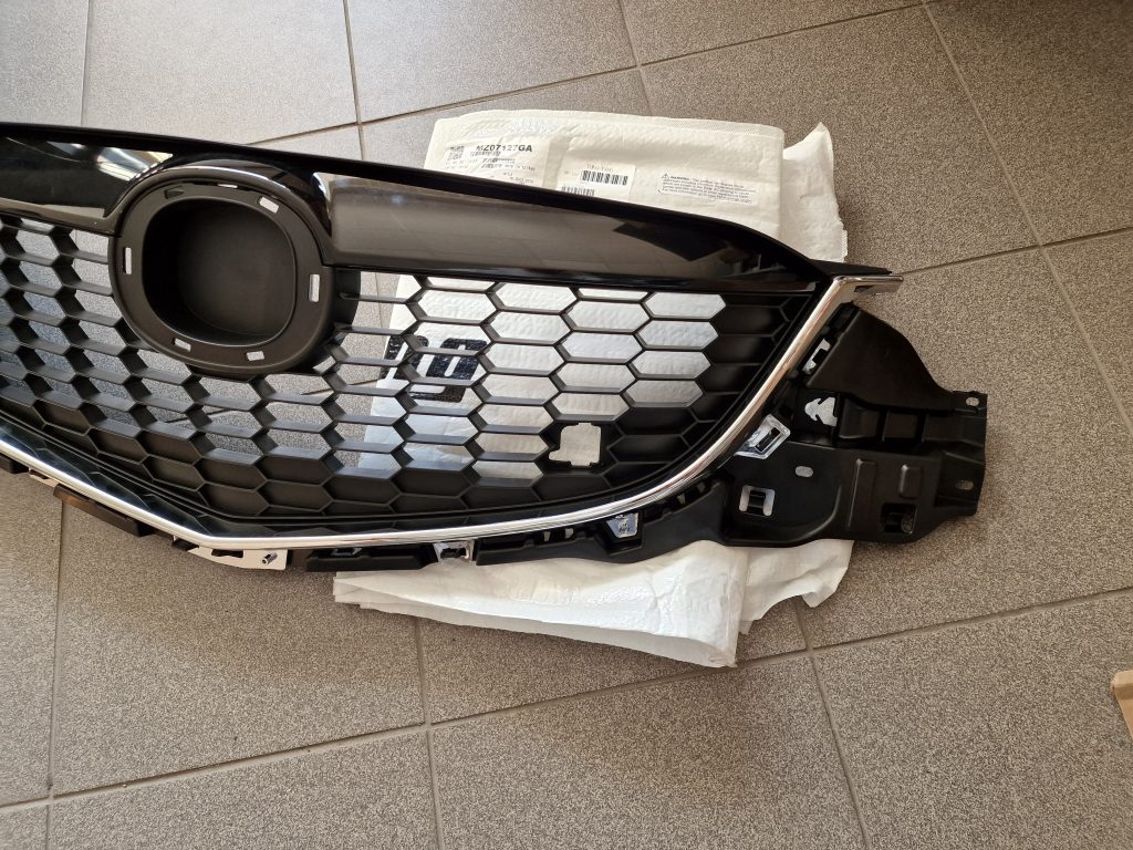 Bufera reste priekš Mazda 2011-2015 MZ07127GA