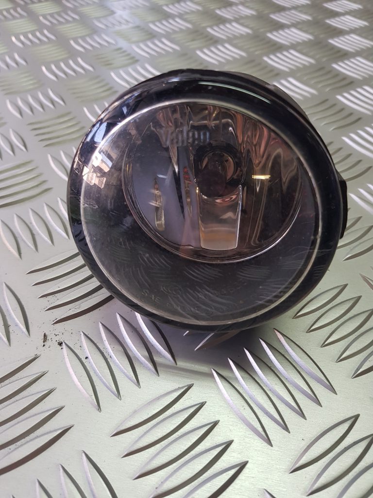 Miglas lukturis priekšā labajā pusē priekš NISSAN X-TRAIL 2008