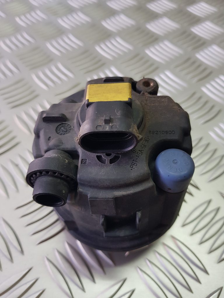 Miglas lukturis priekšā labajā pusē priekš NISSAN X-TRAIL 2008