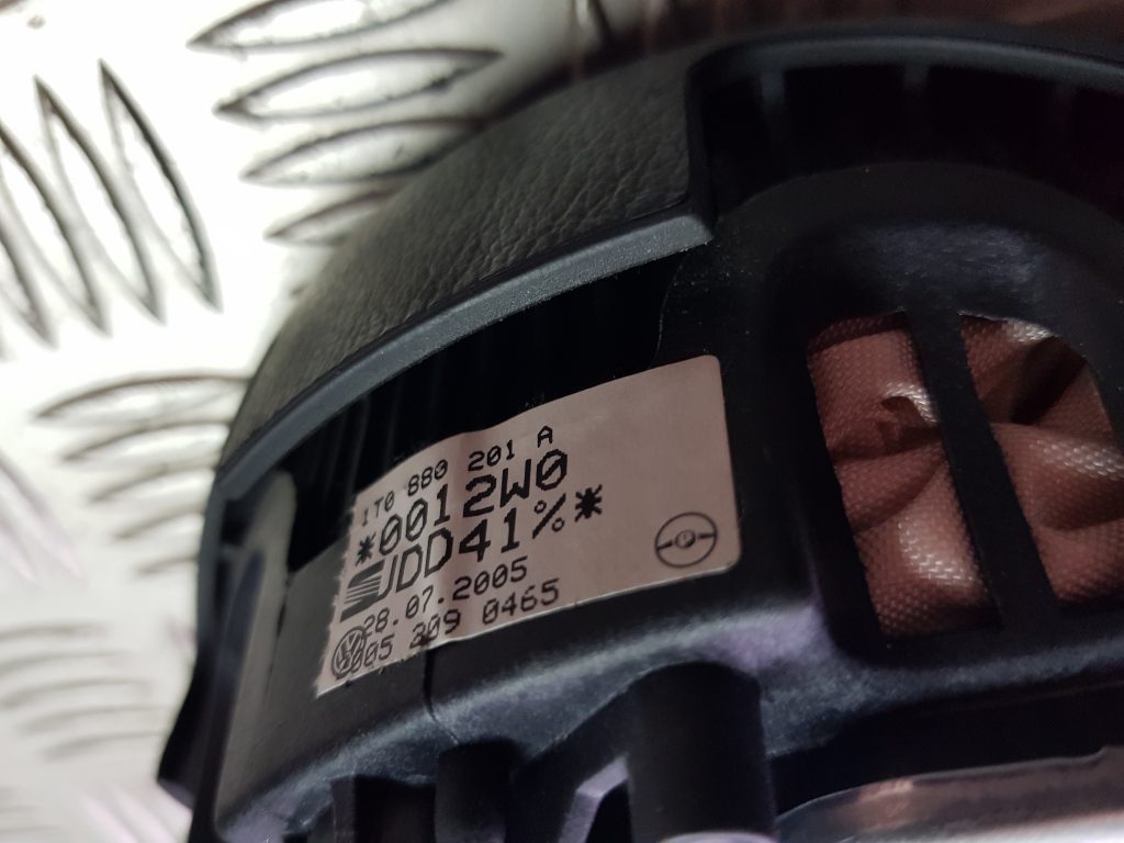 Stūres drošības spilvens priekš VW POLO 2005