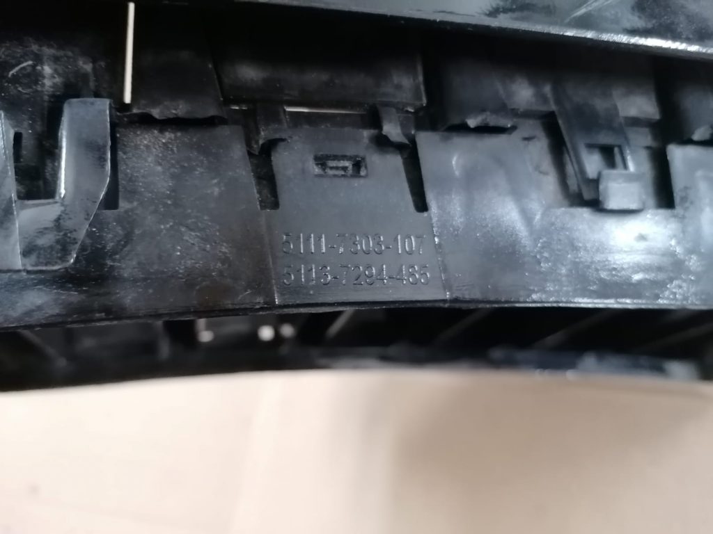 Pārsega reste priekš BMW X5 F15 2013-2018 3 Pārsega reste priekš BMW X5 F15 2013-2018