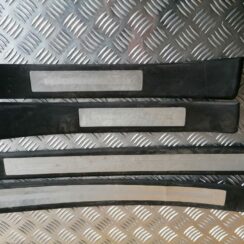 Sliekšņu uzliku komplekts priekš AUDI A4 2007