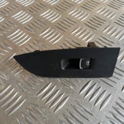 Stikla pacelšanas poga priekš VW PASSAT CC 2009