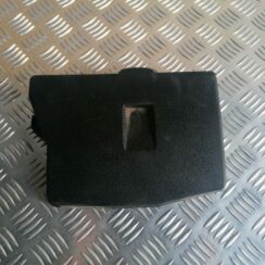 Drošinātāju kārbas korpusa vāks priekš TOYOTA AVENSIS 2012