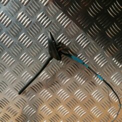 Jumta antena priekš TOYOTA AVENSIS 2012