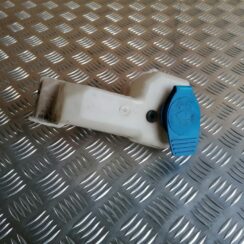 Mazgātāja šķidruma tvertne priekš AUDI A4 2007