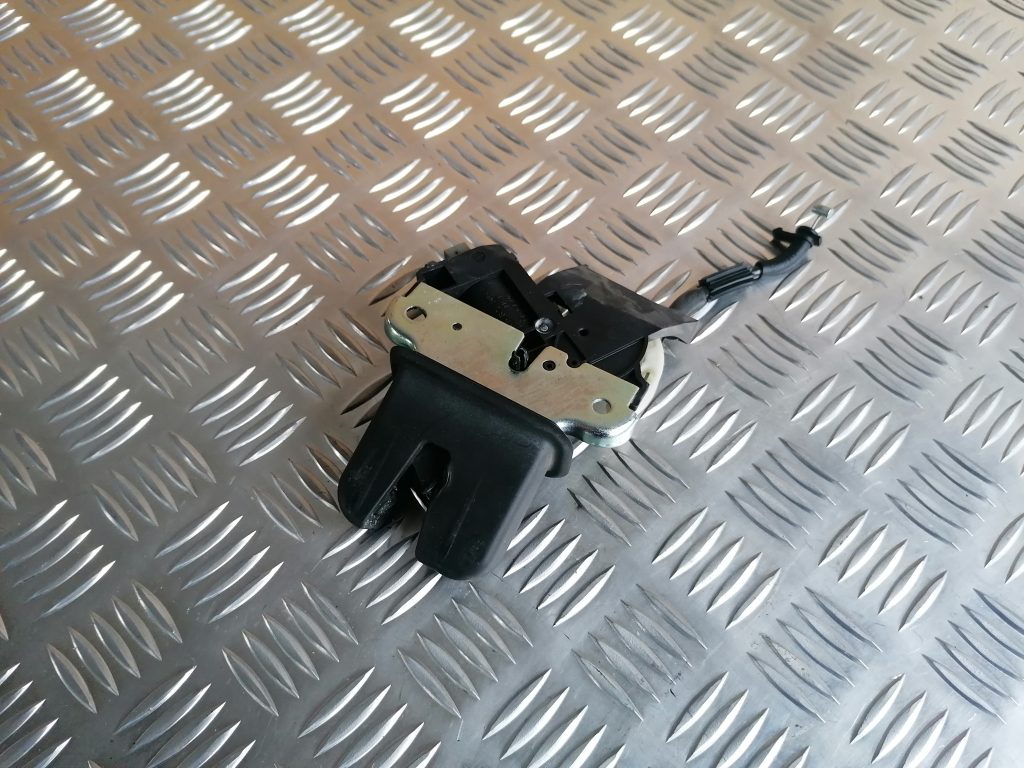 Bagāžnieka vāka slēdzene priekš AUDI A4 2007