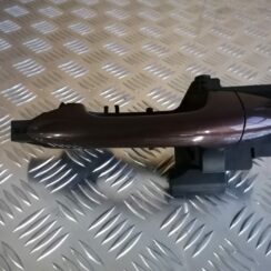 Aizmugurējais kreisais durvju rokturis priekš KIA CEED 2013