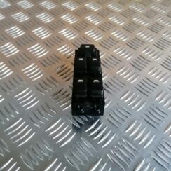 Šofera durvju slēdža pogas priekš KIA CEED 2013