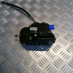 Aizmugurējo labo durvju slēdzene priekš ŠKODA FABIA 2008