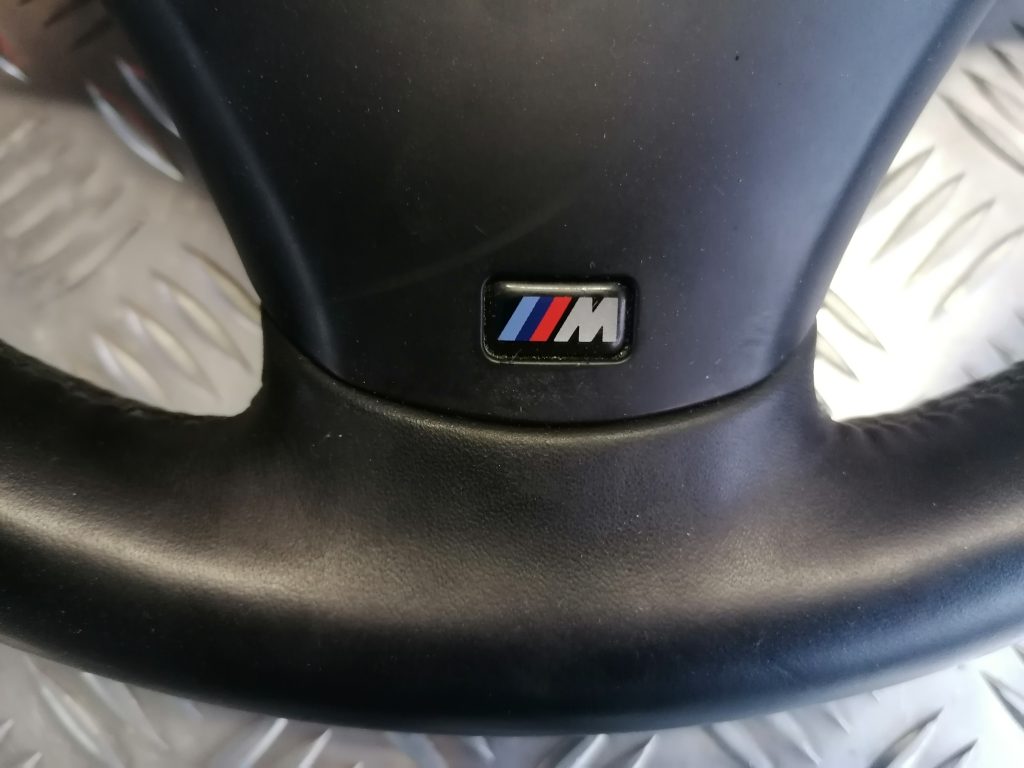 Stūre priekš BMW 330D E91 2008 TOURING 2 Stūre priekš BMW 330D E91 2008 TOURING