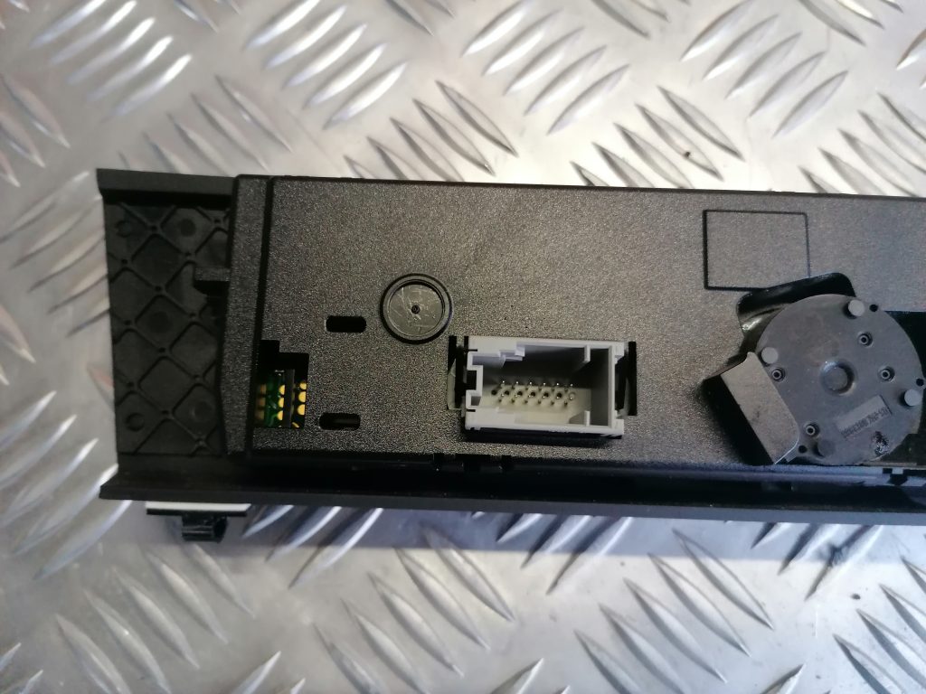 Klimata kontroles bloks priekš BMW 330D E91 2008 TOURING 5 Klimata kontroles bloks priekš BMW 330D E91 2008 TOURING