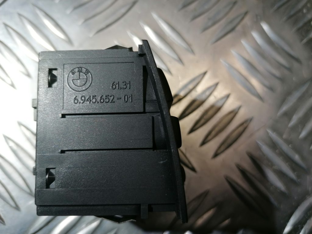 Mērinstrumentu paneļa pārslēgšanas pogas priekš BMW 330D E91 2008 TOURING 2 Mērinstrumentu paneļa pārslēgšanas pogas priekš BMW 330D E91 2008 TOURING