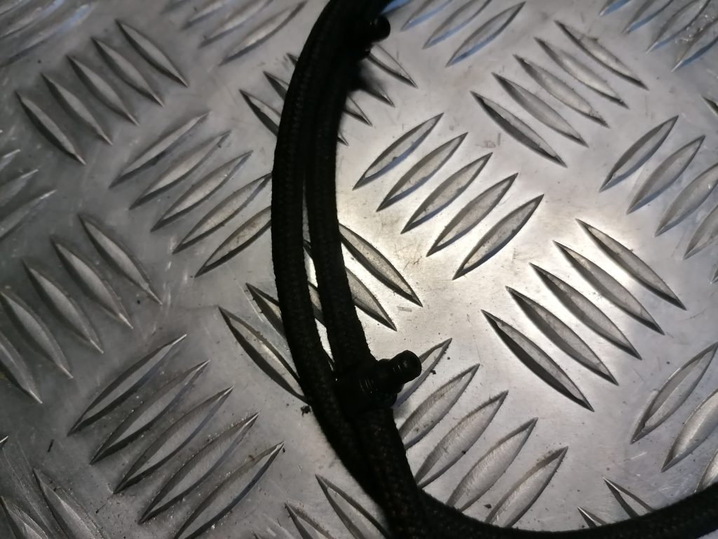 Degvielas atgriešanas caurule priekš BMW 330D E91 2008 TOURING