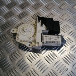 Elektrisko stiklu motors priekš VW TOURAN 2005