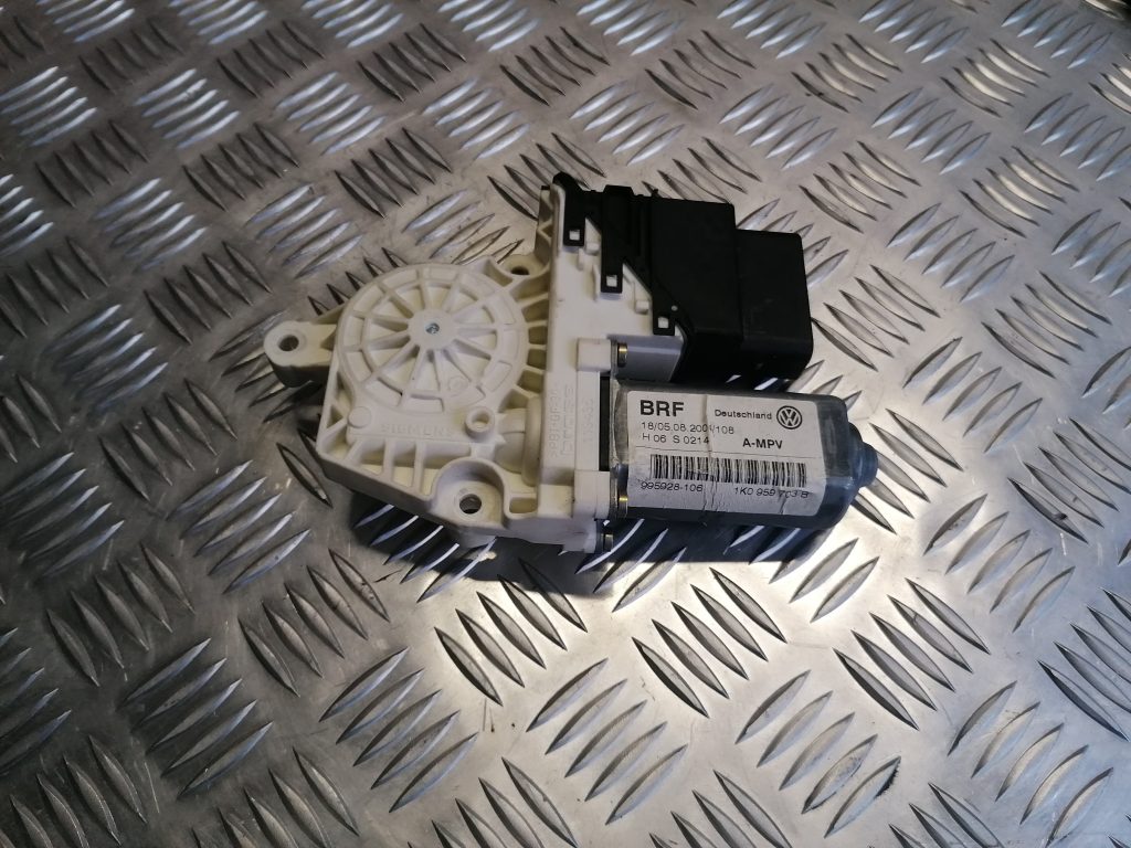 Elektrisko stiklu motors priekš VW TOURAN 2005 1 Elektrisko stiklu motors priekš VW TOURAN 2005