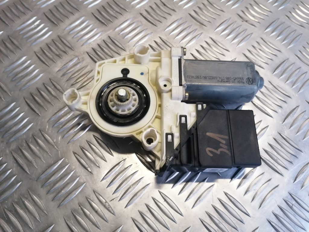 Elektrisko stiklu motors priekš VW TOURAN 2005 3 Elektrisko stiklu motors priekš VW TOURAN 2005