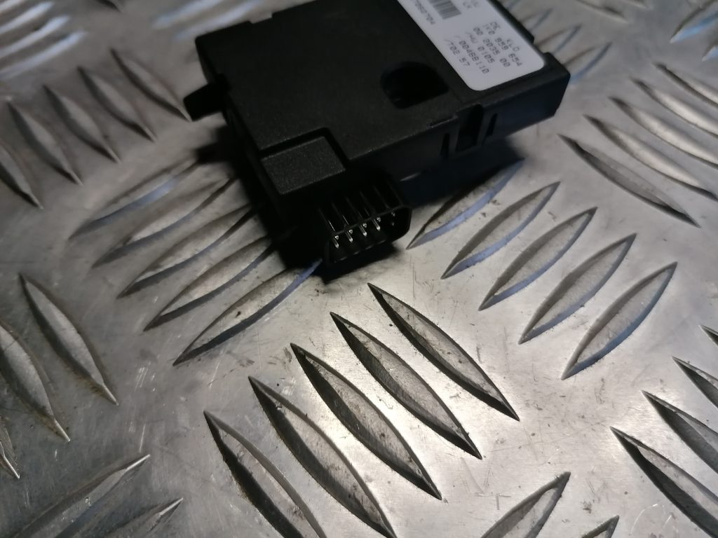 Stūres stāvokļa devējs priekš VW TOURAN 2005