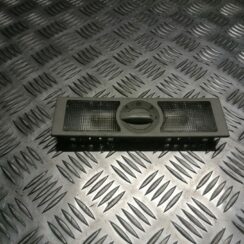 Aizmugurējo sēdvietu apgaismojums priekš VW TOURAN 2005