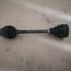 Pusass priekšējā kreisā priekš VW TOURAN 2005