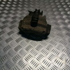 Priekšējais labais suports priekš VOLVO V70 2007