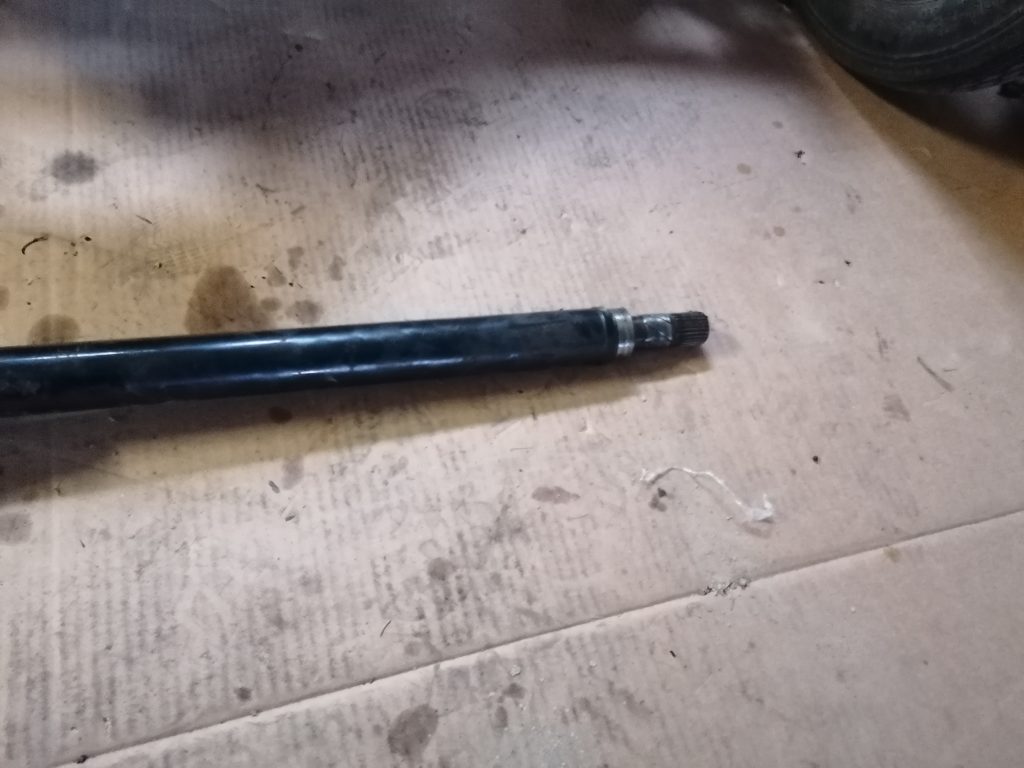 Pusass priekšēja labā priekš VOLVO V70 2007