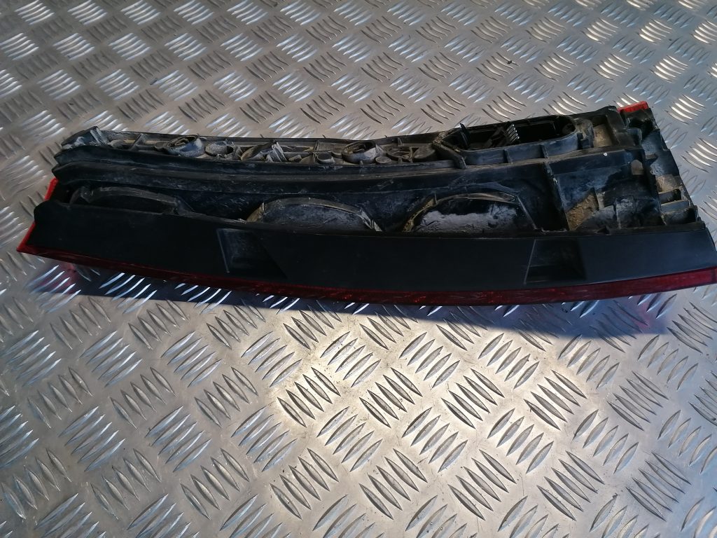 Aizmugurējais kreisais lukturis priekš OPEL MERIVA 2005 3 Aizmugurējais kreisais lukturis priekš OPEL MERIVA 2005