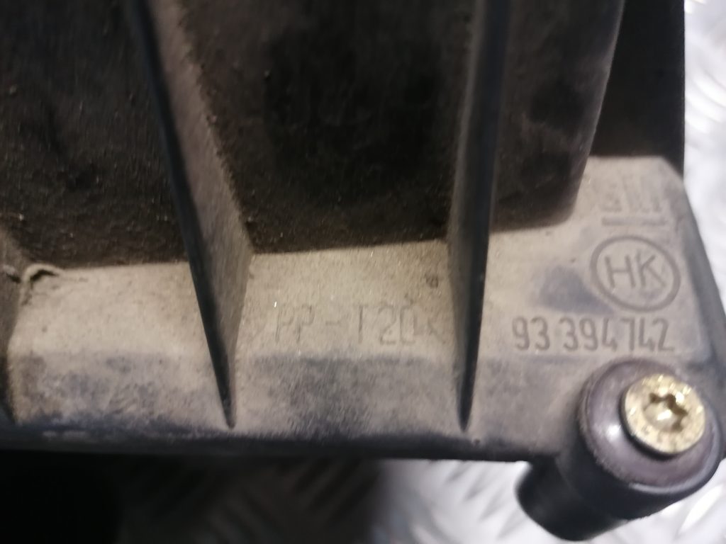 Gaisa filtra korpuss priekš OPEL MERIVA 2005