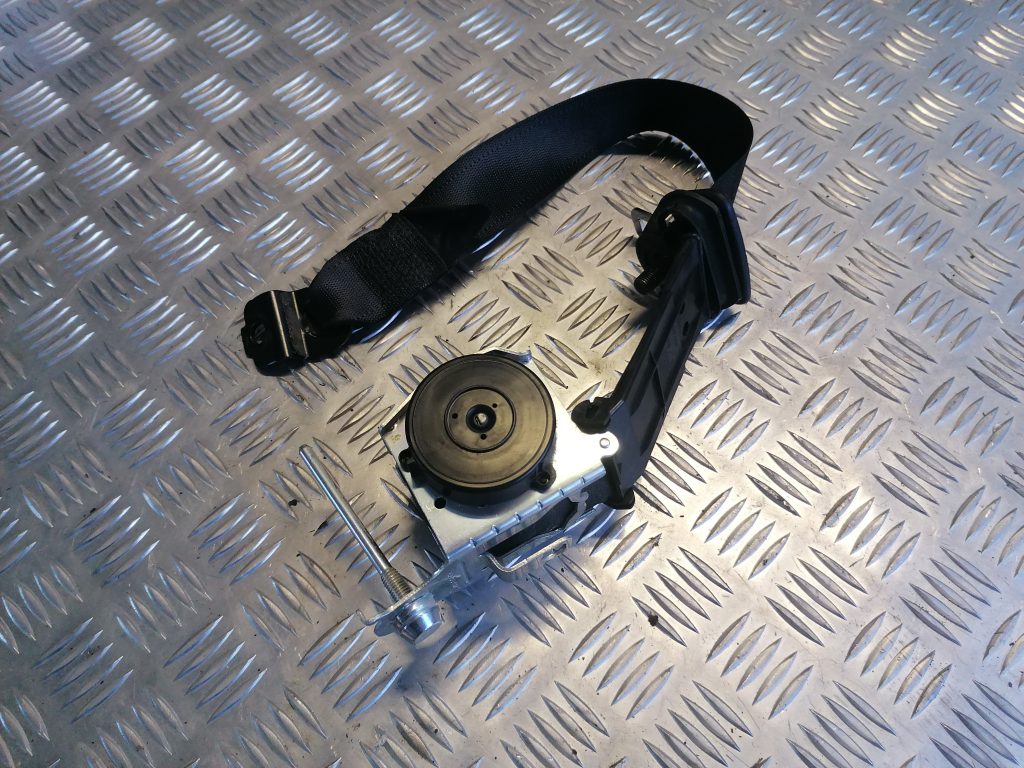 Priekšējā labā drošības josta priekš OPEL MERIVA 2005