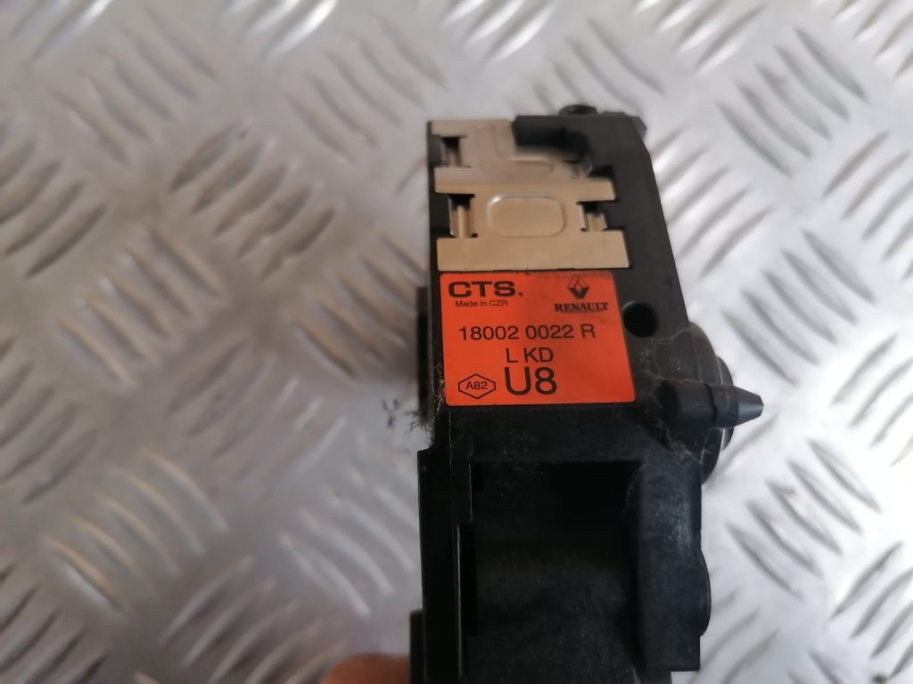 Gāzes pedālis priekš RENAULT MEGANE 2011 2 Gāzes pedālis priekš RENAULT MEGANE 2011