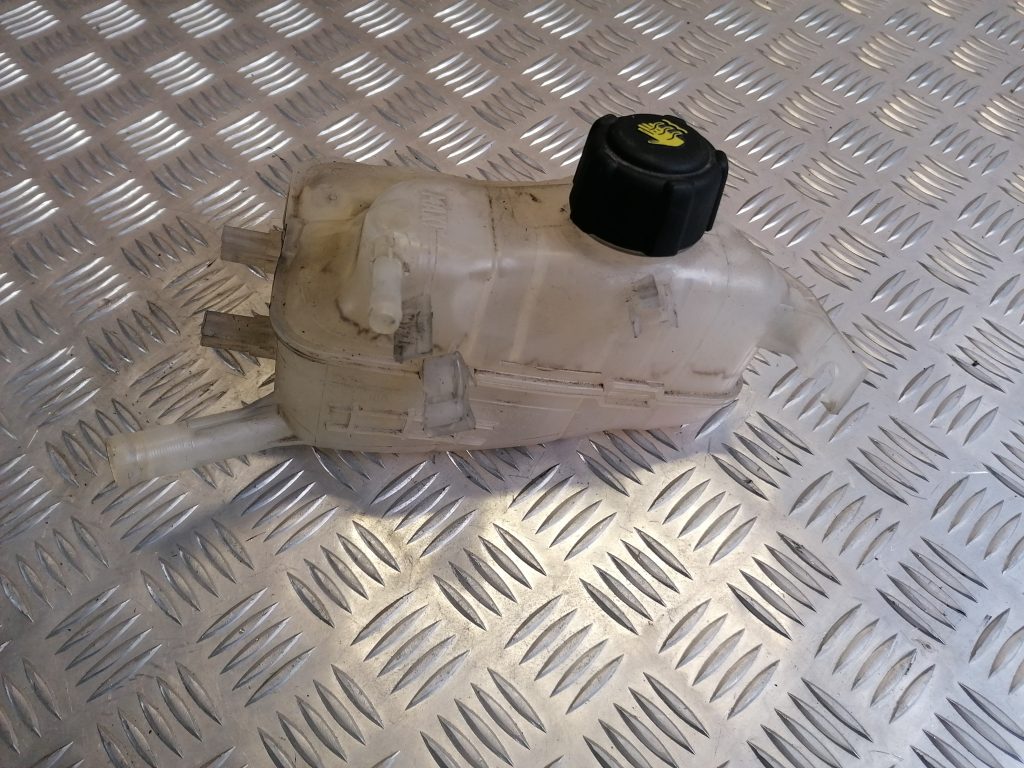 Dzesēšanas šķidruma tvertne priekš RENAULT MEGANE 2011